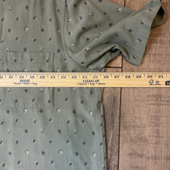 Crazy Horse A Claiborne Company 100% Silk Button Up Short Sleeve Shirt XL Olive - Picture 7 of 14